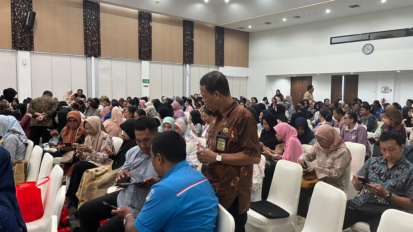 Gambar Dukung Digitalisasi Bansos, Dinas Dukcapil Kota Mataram Hadiri Audiensi dan Bimtek Portal Perlinsos